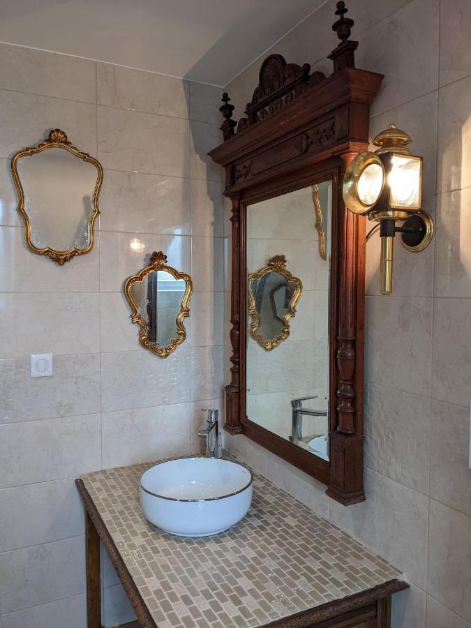 Suite Orient Express Dans L'Auberge Des Trains Mythiques Laniscat Exterior photo